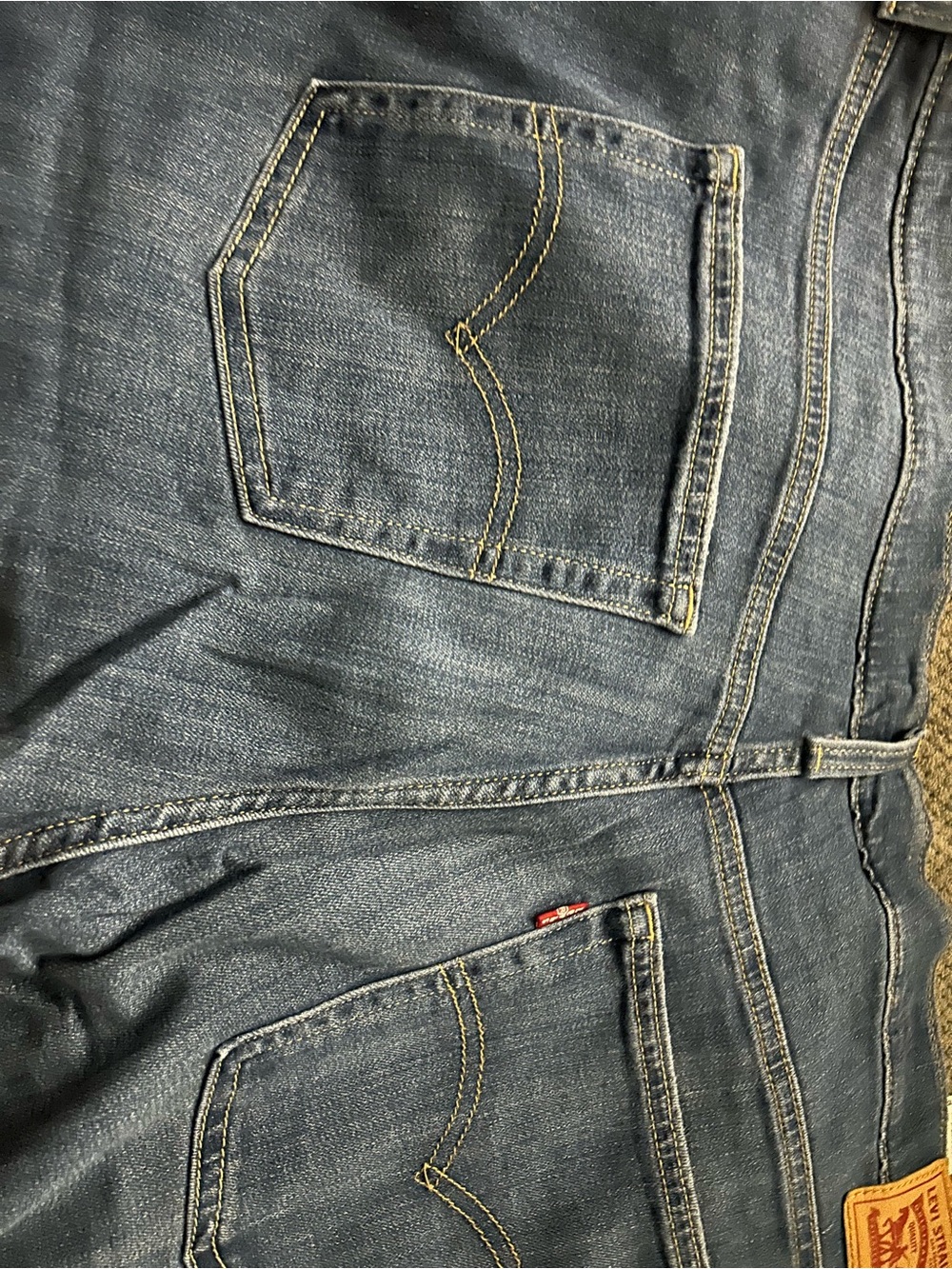 Levi's Straight Leg Dark Blue Denim Jeans with Contrast Stitching